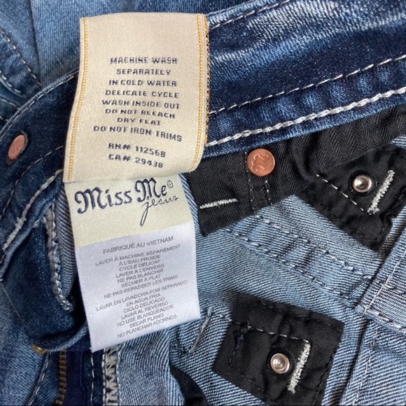 Miss Me Distressed Standard Boot Leg Jeans Sz 25 - Picture 11 of 11